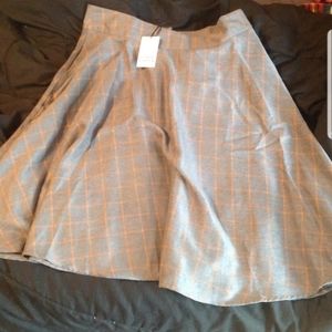 Unique Vintage Grey Plaid Skirt! Size 2x